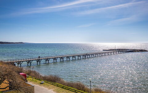 Heleen - 100M from the Sea: Tetto, Casa, Casa, Villetta, Raccordo, Estate, Driveway, Edifici Giardino, Cortile, Capannone