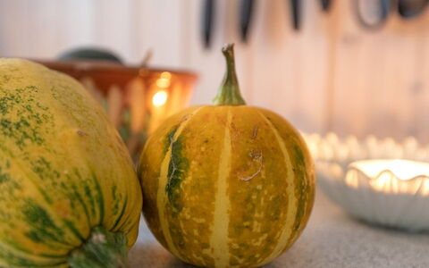 Nikoletta - 250M from the Sea: Giallo, Produrre, Cibo, Natural Foods, Ingrediente