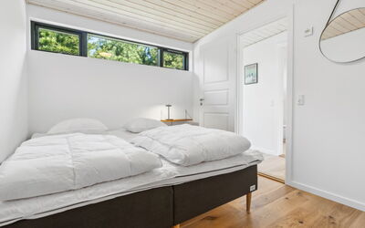 Gonne - 350M from the Sea