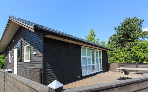 Hagen - 250M from the Sea: Legna, Casa, Villetta, Casa, Tetto, Area Rurale, Raccordo, Log Cabin, Edifici Giardino, Latifoglie