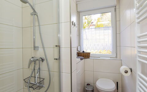Anna: Idraulico Fixture, Soffione Doccia, Finestra, Bagno, Pannello Doccia, Doccia Bar, Doccia, Interior Design, Toilet Seat