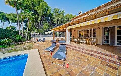 La Sal: Pianta, Cielo, Proprietà, Acqua, Costruzione, Albero, Piscina, Shade, Mobili Da Esterno, Architettura