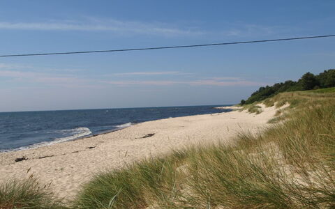 Meret - 800M from the Sea: Corpo D'Acqua, Costa, Spiaggia, Costiera E Morfologie Oceanic, Riva, Mare, Estate, Sabbia, Banca