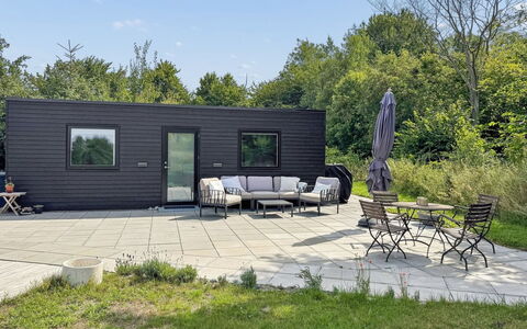 Oke - 350M from the Sea: Raccordo, Giardino, Villetta, Mobili Da Esterno, Shade, Cortile, Edifici Giardino, Backyard, Landscaping, Latifoglie