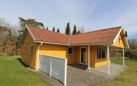 Berthilde - 400M from the Sea: Legna, Casa, Villetta, Casa, Tetto, Area Rurale, Raccordo, Log Cabin, Edifici Giardino, Latifoglie