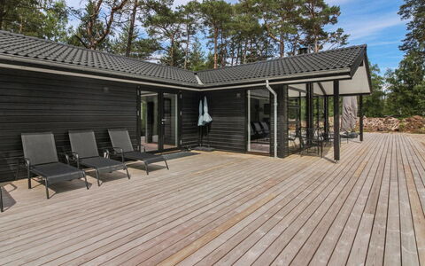 Eliz - 800M from the Sea: Legna, Casa, Villetta, Casa, Tetto, Area Rurale, Raccordo, Log Cabin, Edifici Giardino, Latifoglie