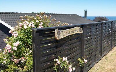 Pimen - 200M from the Sea