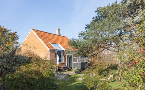 inkri - 100m From The Sea