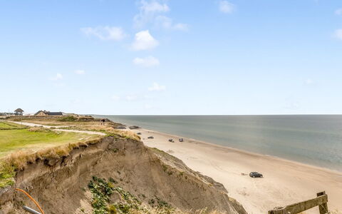 Fabiola - 200M from the Sea: Villetta, Backyard, Cortile, Edifici Giardino, Capannone, Raccordo, Mobili Da Esterno, Log Cabin, Struttura Esterna, Baracca