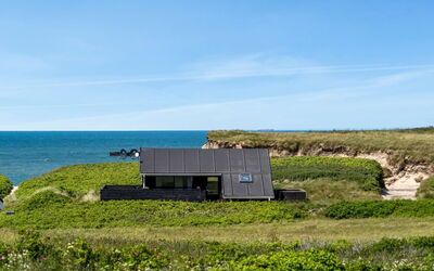 Gynther - 150M from the Sea