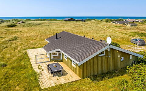 Katla - 400M from the Sea: Casa, Casa, Porta, Tetto, Villetta, Estate, Giardino, Shade, Raccordo, Cortile