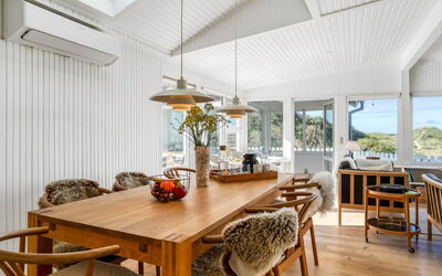 Ineke - 295M from the Sea