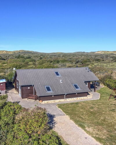Lothen - 500M from the Sea