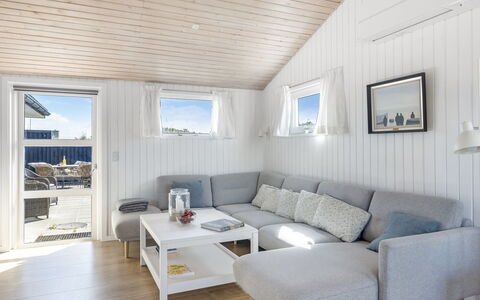 Ingemar - 100M from the Sea: Legna, Casa, Villetta, Plank, Soggiorno, Latifoglie, Color Legno, Pavimento In Legno, Design
