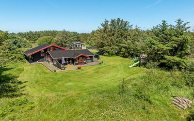 Gullborg - 800M from the Sea