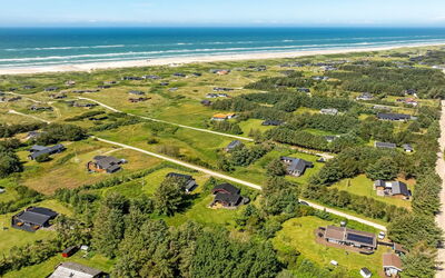 Gullborg - 800M from the Sea