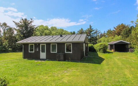 Ylva - 650M from the Sea: Legna, Casa, Portico, Deck, Latifoglie, Tetto, Color Legno, Pavimento In Legno, Eco Hotel