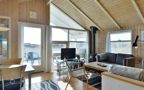 Styrbiorn - 100M from the Sea: Casa, Casa, Porta, Tetto, Villetta, Estate, Giardino, Shade, Raccordo, Cortile