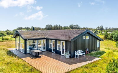 Hildegardt - 1Km from the Sea