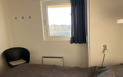 Birgitta - 150M from the Sea: Pavimento, Interior Design, Camera Da Letto, Pavimentazione, Letto, Soffitto, Camera, Lenzuolo, Mobilia, Bedding