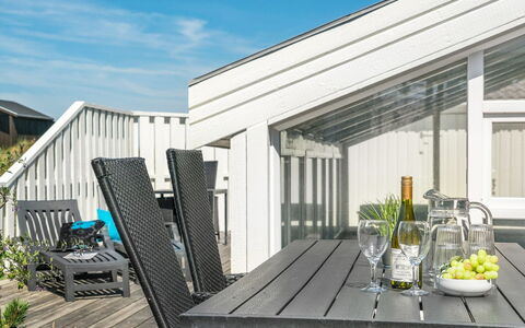 Gorica - 450M from the Sea: Tetto, Casa, Zona Residenziale, Casa, Estate, Villetta, Design