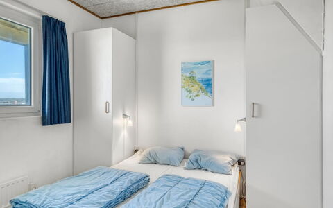Salka - 150M from the Sea: Camera Da Letto, Pavimento, Soffitto, Interior Design, Letto, Lenzuolo, Pavimentazione, Bedding, Telaio Del Letto, Biancheria