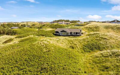 Kasperi - 250M from the Sea