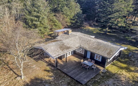 Olin - 600M from the Sea: Casa, Casa, Porta, Tetto, Villetta, Estate, Giardino, Shade, Raccordo, Cortile