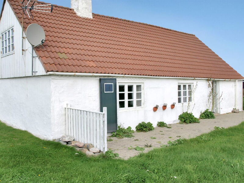 genta - 100m From The Sea