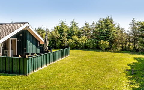 Seda - 600M from the Sea: Legna, Tetto, Villetta, Log Cabin, Estate, Fascio, Legname, Portico, Design, Latifoglie