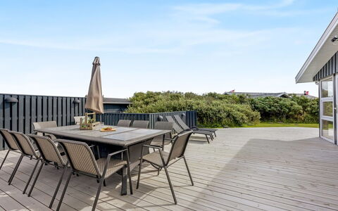 Cvetan - 200M from the Sea: Casa, Casa, Porta, Tetto, Villetta, Estate, Giardino, Shade, Raccordo, Cortile