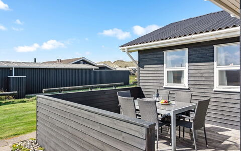 Evely - 300M from the Sea: 