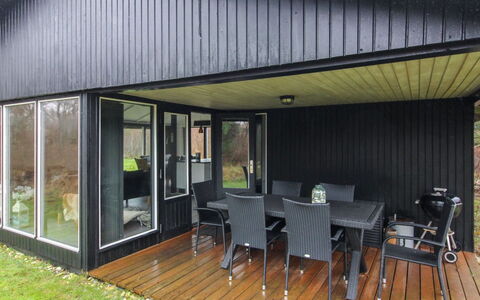 Avia - 500M from the Sea: Legna, Portico, Tetto, Villetta, Casa, Edifici Giardino, Shade, Raccordo, Backyard, Cortile