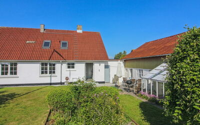 Fraþulf - 6Km from the Sea