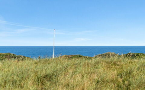 Lauri - 350M from the Sea: Tetto, Casa, Zona Residenziale, Casa, Estate, Villetta, Design