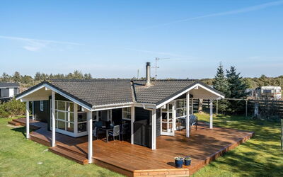 Troels - 750M from the Sea