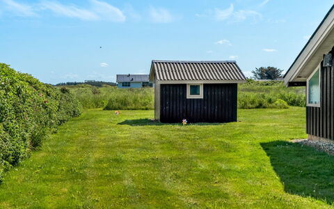 Sina - 300M from the Sea: Casa, Casa, Porta, Tetto, Villetta, Estate, Giardino, Shade, Raccordo, Cortile