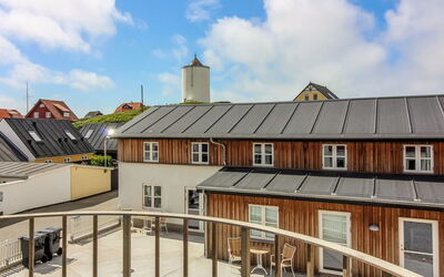 Poulsen - 200M from the Sea