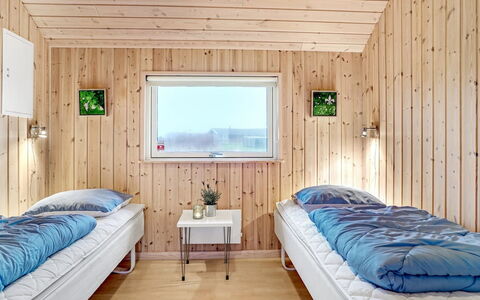 Mattis - 650M from the Sea: Legna, Camera Da Letto, Interior Design, Letto, Soffitto, Pavimento, Mobilia, Lenzuolo, Bedding, Pavimentazione