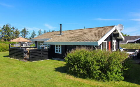 Awarth - 500M from the Sea: Legna, Casa, Villetta, Casa, Tetto, Area Rurale, Raccordo, Log Cabin, Edifici Giardino, Latifoglie