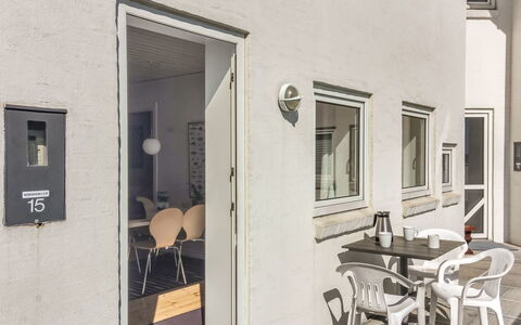 Britta - 100M from the Sea: Legna, Casa, Villetta, Casa, Tetto, Area Rurale, Raccordo, Log Cabin, Edifici Giardino, Latifoglie