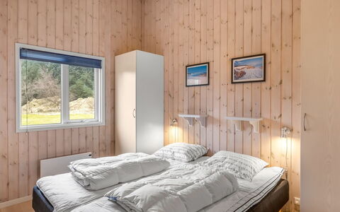 Beeke - 1.4Km from the Sea: Legna, Camera Da Letto, Letto, Neve, Casa, Congelamento, Inverno, Bedding, Telaio Del Letto, Lenzuolo