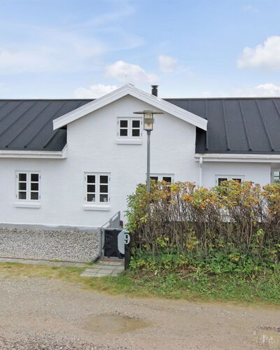 Norman - 150M from the Sea