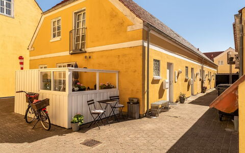 Swarthovde - 300M from the Sea: 