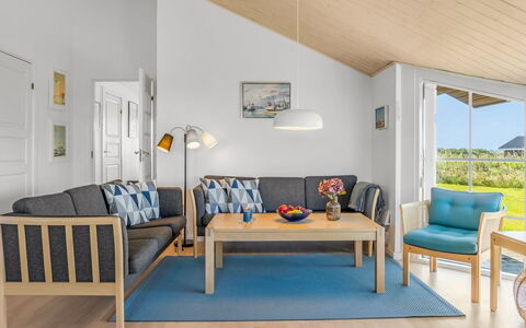 Anya - 650M from the Sea: Mobilia, Interior Design, Pavimentazione, Pavimento, Divano, Legna, Soffitto, Camera, Tavolo, Soggiorno