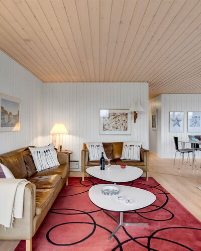 Pertti - 400M from the Sea