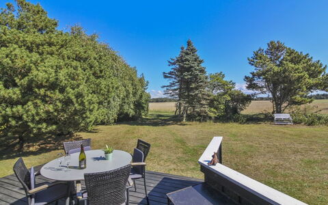 Birgid - 900M from the Sea: Legna, Color Legno, Plank, Latifoglie, Villetta, Deck, Raccordo, Shade, Pavimento In Legno, Edifici Giardino
