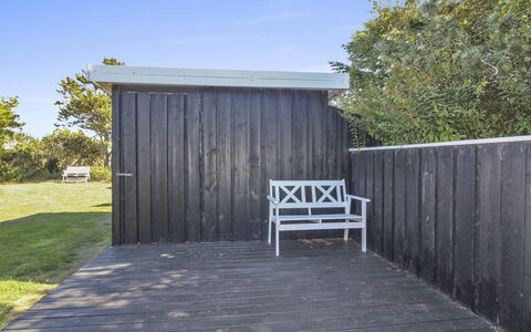 Birgid - 900M from the Sea: Legna, Color Legno, Plank, Latifoglie, Villetta, Deck, Raccordo, Shade, Pavimento In Legno, Edifici Giardino