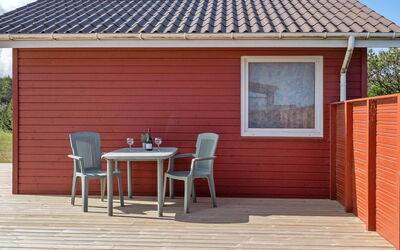 Karlsson - 500M from the Sea