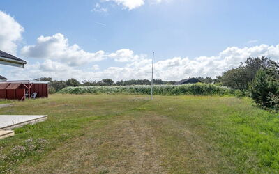 Karlsson - 500M from the Sea